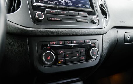 Volkswagen Tiguan I, 2011 год, 1 000 000 рублей, 17 фотография