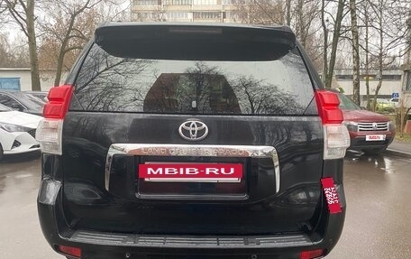 Toyota Land Cruiser Prado 150 рестайлинг 2, 2013 год, 2 990 000 рублей, 2 фотография