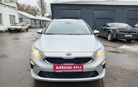 KIA cee'd III, 2021 год, 1 640 000 рублей, 2 фотография