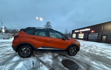 Renault Kaptur I рестайлинг, 2017 год, 1 500 000 рублей, 2 фотография