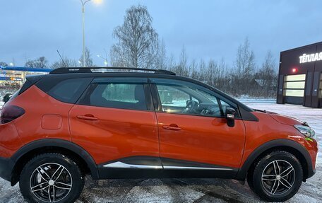 Renault Kaptur I рестайлинг, 2017 год, 1 500 000 рублей, 3 фотография