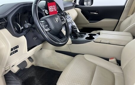 Toyota Land Cruiser, 2021 год, 9 400 000 рублей, 10 фотография