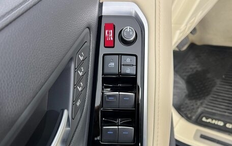 Toyota Land Cruiser, 2021 год, 9 400 000 рублей, 22 фотография