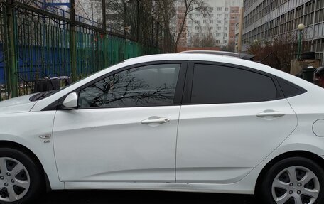 Hyundai Solaris II рестайлинг, 2013 год, 2 фотография