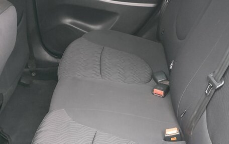 Hyundai Solaris II рестайлинг, 2013 год, 27 фотография