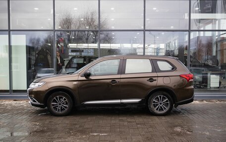 Mitsubishi Outlander III рестайлинг 3, 2015 год, 1 700 000 рублей, 7 фотография