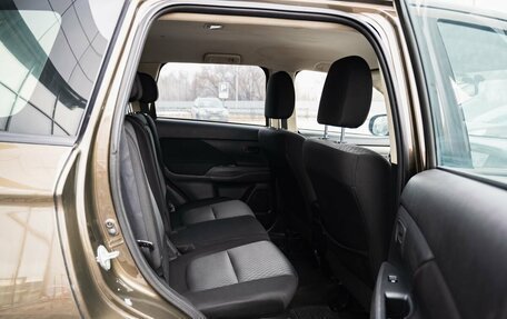 Mitsubishi Outlander III рестайлинг 3, 2015 год, 1 700 000 рублей, 12 фотография