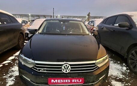Volkswagen Passat B8 рестайлинг, 2019 год, 2 360 000 рублей, 2 фотография