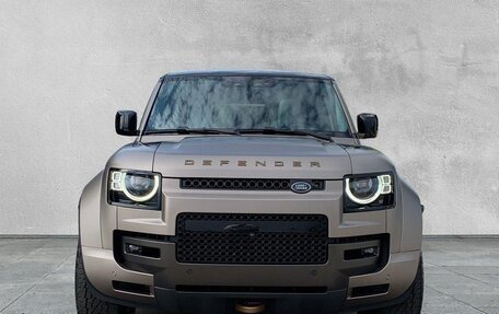 Land Rover Defender II, 2025 год, 34 190 000 рублей, 2 фотография