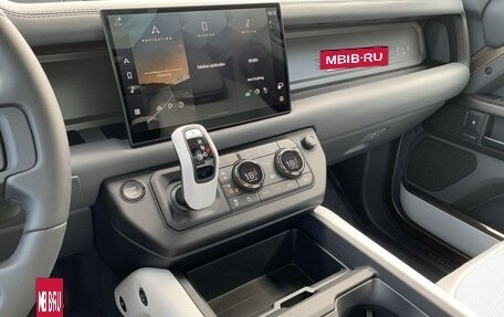 Land Rover Defender II, 2025 год, 34 190 000 рублей, 16 фотография