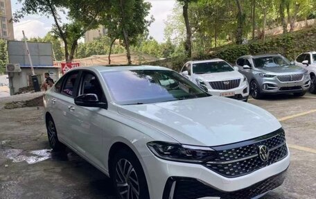 Volkswagen Lavida, 2022 год, 1 800 000 рублей, 3 фотография