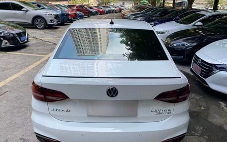 Volkswagen Lavida, 2022 год, 1 800 000 рублей, 5 фотография