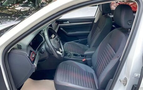 Volkswagen Lavida, 2022 год, 1 800 000 рублей, 7 фотография