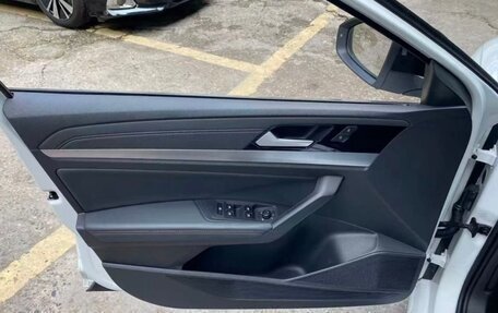 Volkswagen Lavida, 2022 год, 1 800 000 рублей, 11 фотография