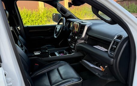 Rambler 1500, 2019 год, 8 500 000 рублей, 8 фотография