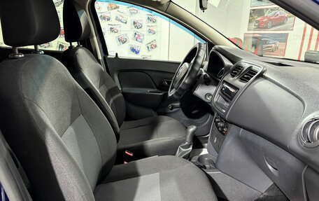 Renault Logan II, 2016 год, 859 000 рублей, 14 фотография