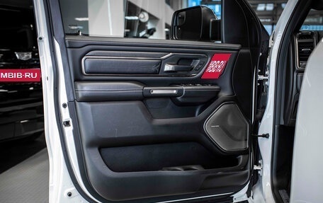 Rambler 1500, 2019 год, 6 799 999 рублей, 11 фотография