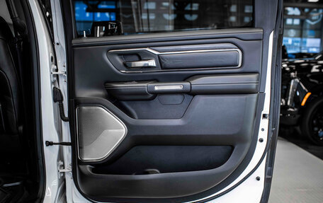 Rambler 1500, 2019 год, 6 799 999 рублей, 20 фотография