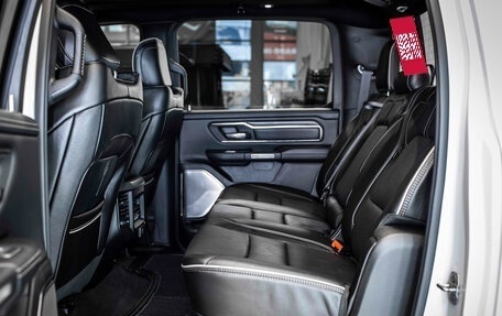 Rambler 1500, 2019 год, 6 799 999 рублей, 18 фотография