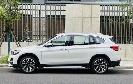 BMW X1, 2022 год, 2 600 000 рублей, 2 фотография