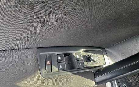 Volkswagen Tiguan II, 2020 год, 2 650 000 рублей, 9 фотография