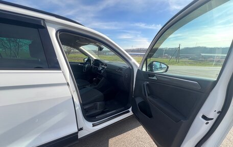 Volkswagen Tiguan II, 2020 год, 2 650 000 рублей, 20 фотография