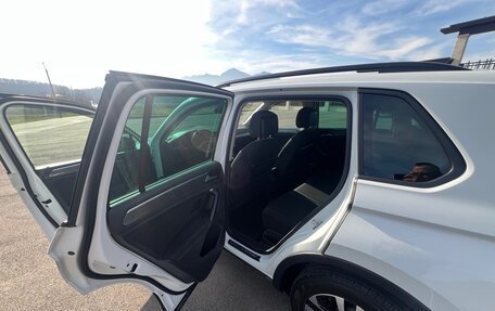 Volkswagen Tiguan II, 2020 год, 2 650 000 рублей, 25 фотография