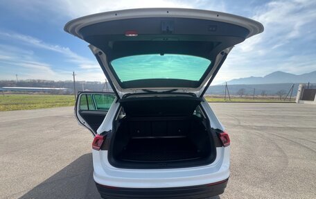 Volkswagen Tiguan II, 2020 год, 2 650 000 рублей, 24 фотография