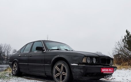 BMW 5 серия, 1993 год, 215 000 рублей, 10 фотография