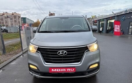 Hyundai H-1 II рестайлинг, 2019 год, 2 069 500 рублей, 4 фотография
