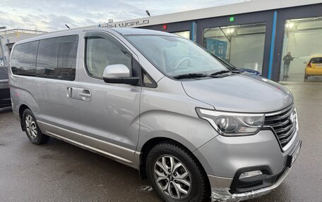 Hyundai H-1 II рестайлинг, 2019 год, 2 069 500 рублей, 12 фотография