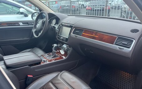 Volkswagen Touareg III, 2013 год, 2 300 000 рублей, 8 фотография