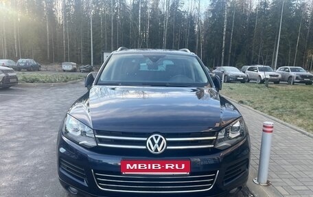 Volkswagen Touareg III, 2013 год, 2 300 000 рублей, 3 фотография