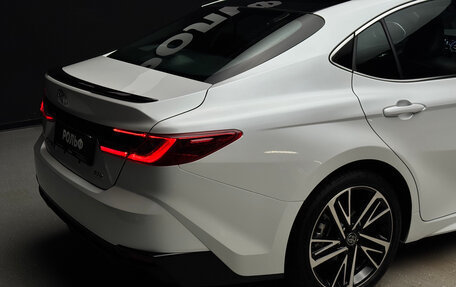 Toyota Camry, 2024 год, 4 650 000 рублей, 9 фотография