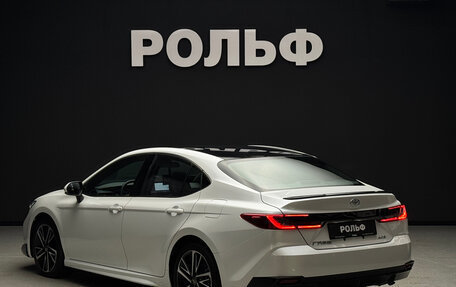 Toyota Camry, 2024 год, 4 650 000 рублей, 3 фотография