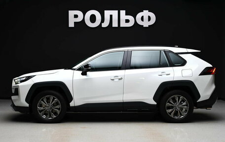 Toyota RAV4, 2025 год, 4 440 000 рублей, 6 фотография