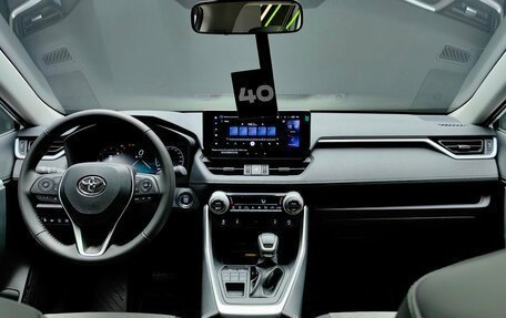 Toyota RAV4, 2025 год, 4 440 000 рублей, 16 фотография