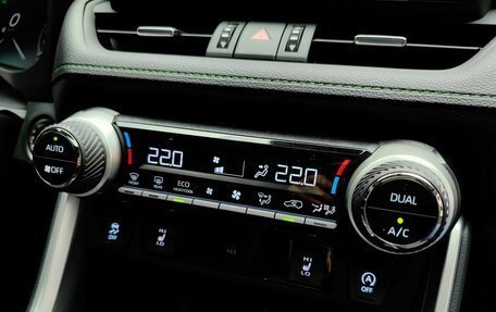 Toyota RAV4, 2025 год, 4 440 000 рублей, 25 фотография