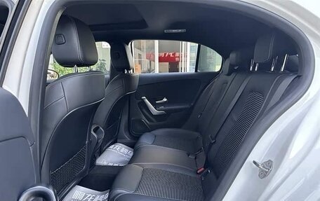 Mercedes-Benz A-Класс, 2022 год, 2 200 000 рублей, 10 фотография