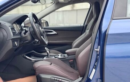 BMW 1 серия, 2022 год, 2 100 000 рублей, 12 фотография