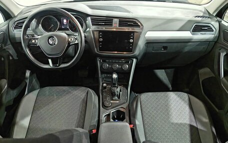 Volkswagen Tiguan II, 2020 год, 3 048 000 рублей, 11 фотография