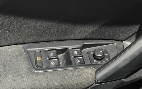 Volkswagen Tiguan II, 2020 год, 3 048 000 рублей, 16 фотография