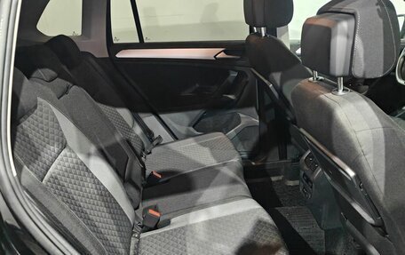 Volkswagen Tiguan II, 2020 год, 3 048 000 рублей, 18 фотография