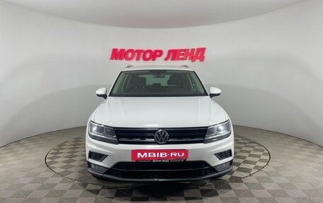 Volkswagen Tiguan II, 2018 год, 2 256 000 рублей, 2 фотография
