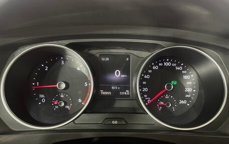 Volkswagen Tiguan II, 2018 год, 2 256 000 рублей, 16 фотография