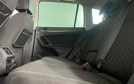 Volkswagen Tiguan II, 2018 год, 2 256 000 рублей, 26 фотография