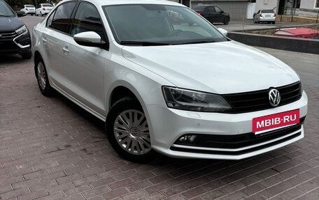 Volkswagen Jetta VI, 2017 год, 1 400 000 рублей, 1 фотография