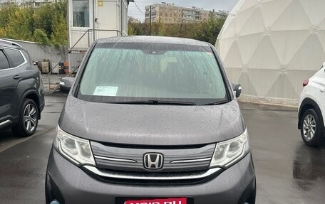 Honda Stepwgn IV, 2015 год, 2 000 000 рублей, 1 фотография