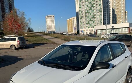 Hyundai Solaris II рестайлинг, 2012 год, 950 000 рублей, 6 фотография