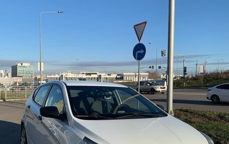 Hyundai Solaris II рестайлинг, 2012 год, 950 000 рублей, 7 фотография